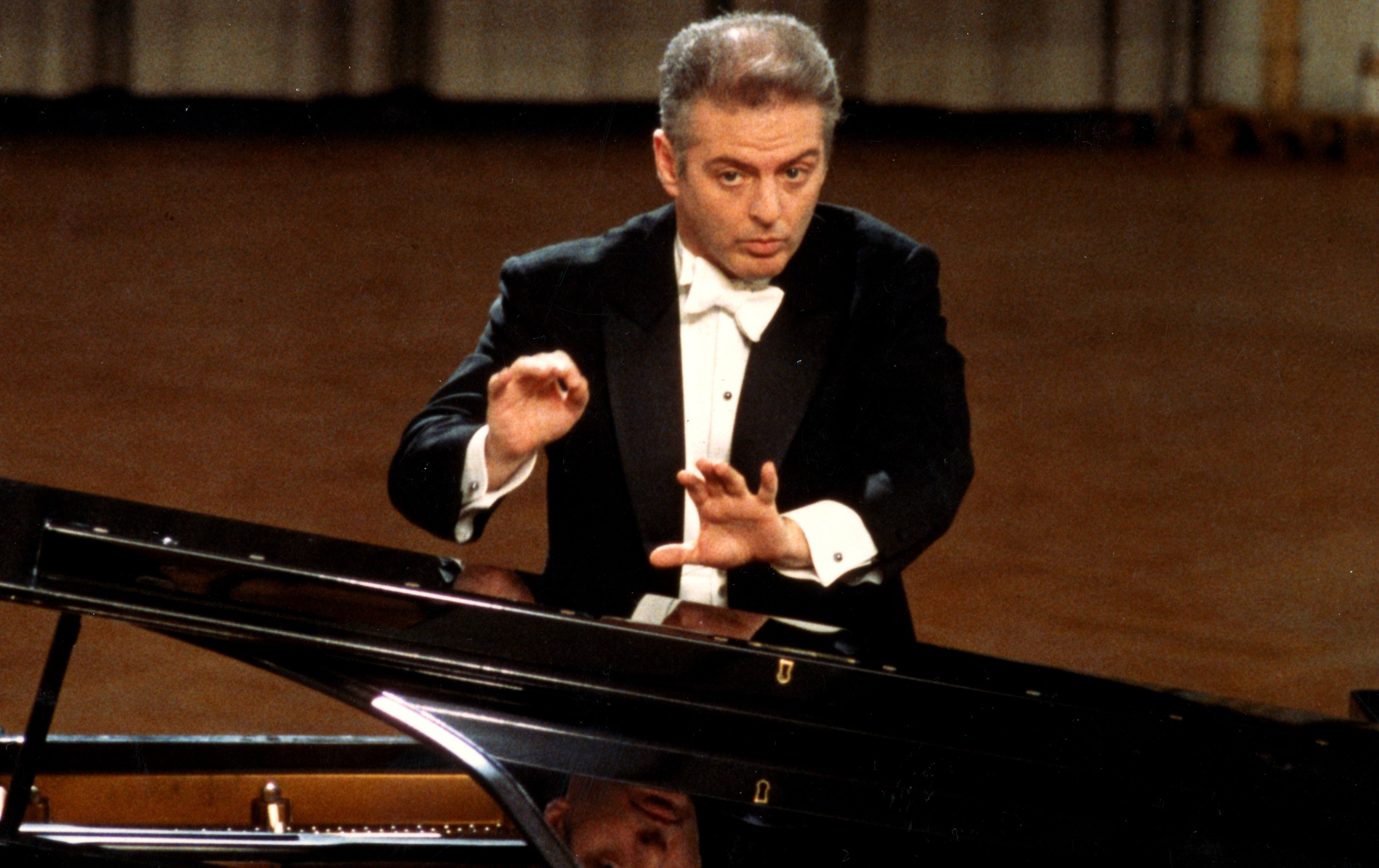 Daniel Barenboim, Berliner Philharmoniker: Mozart Piano Concerto No. 24 ...