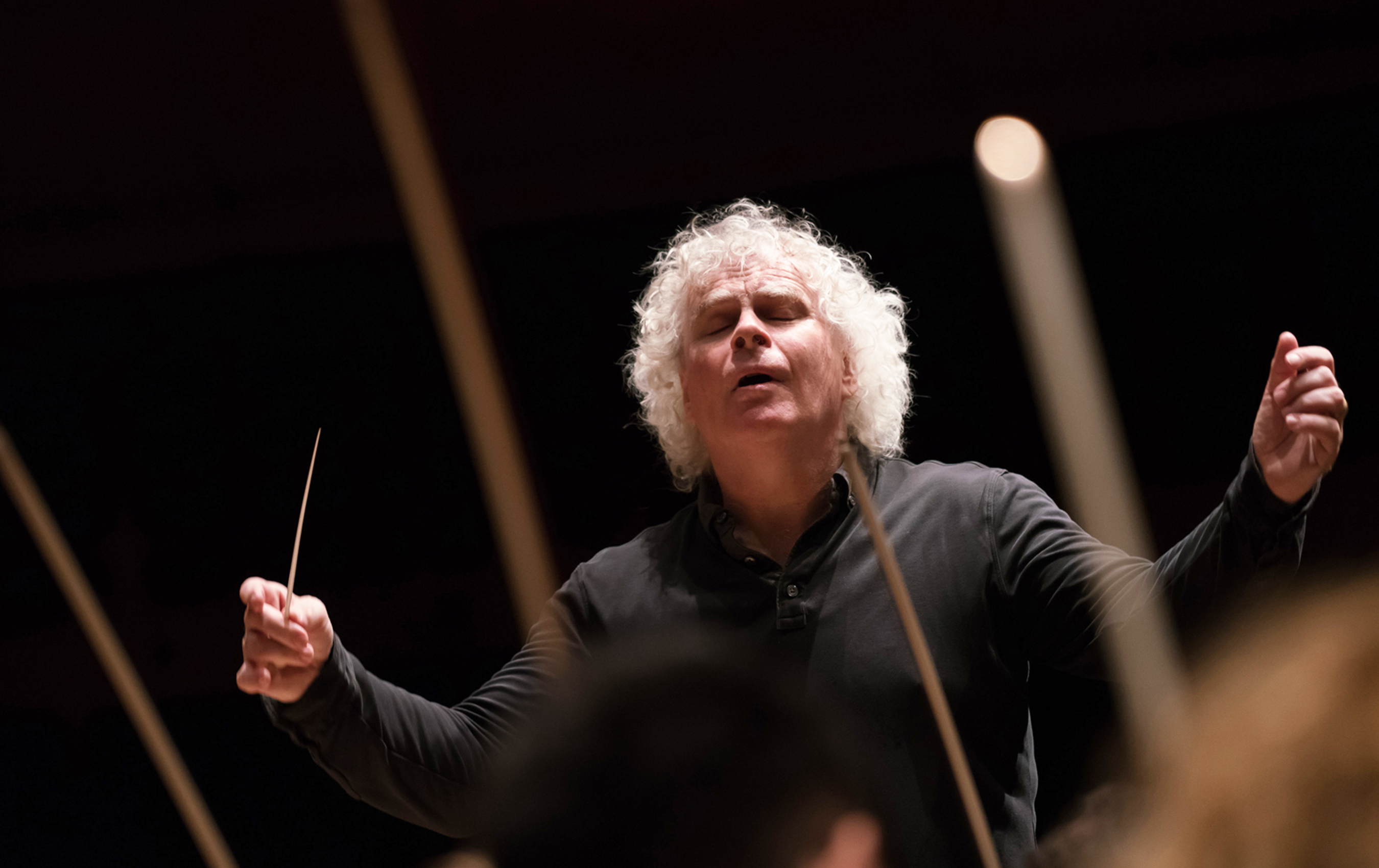 Simon Rattle and the London Symphony Orchestra: Elgar, Adès, Birtwistle ...